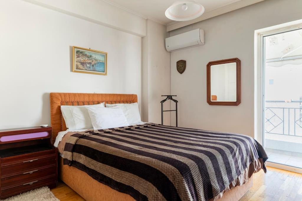 Katerina'S Apartment Athens Exterior photo